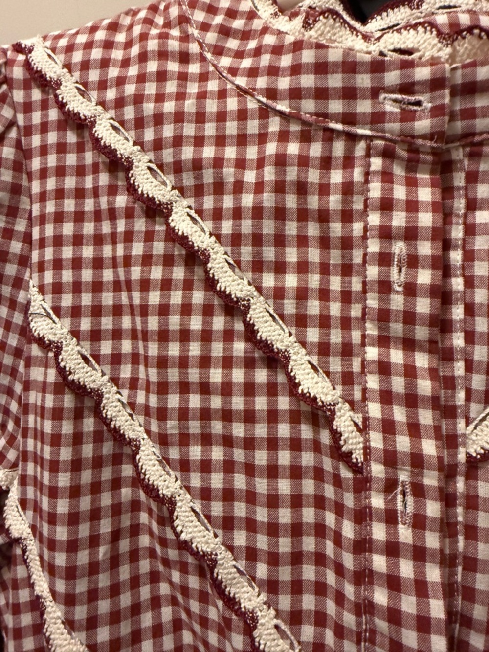 entro Red Gingham Button-Front Long Sleeve Dress with Cream Lace Trim - Picture 2 of 3